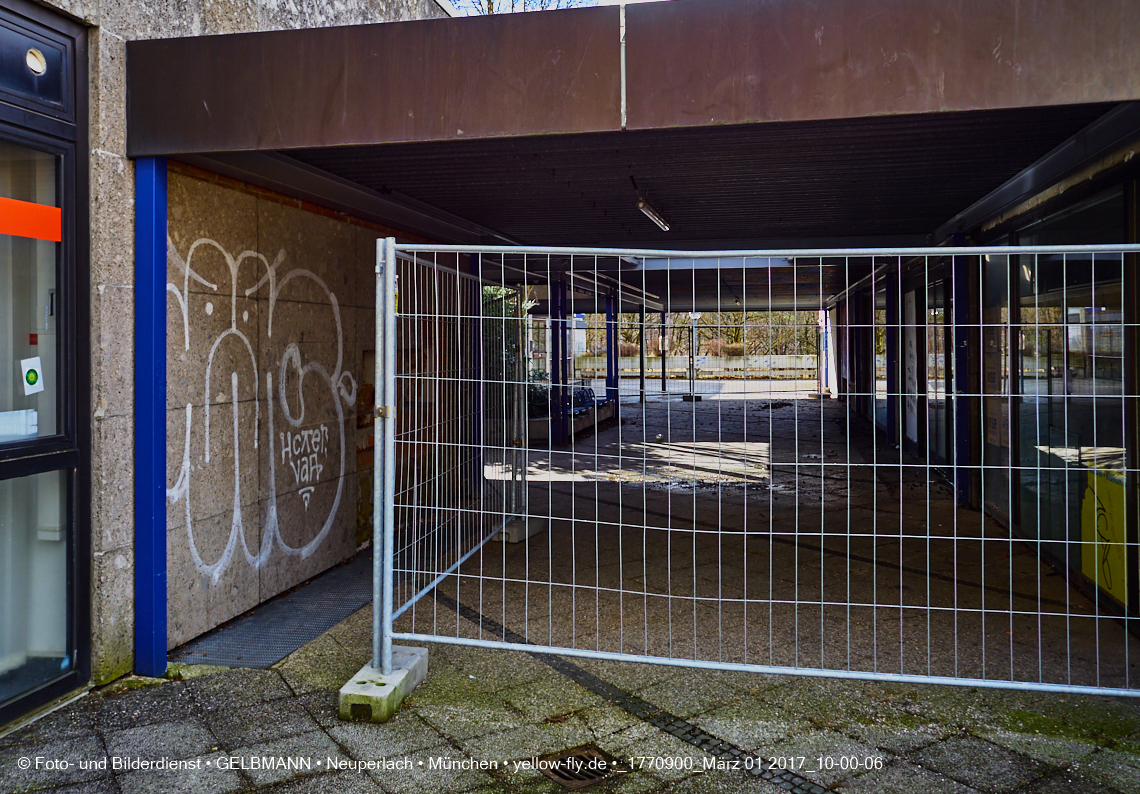 01.03.2017 - die Abrissbaustelle Quiddezentrum in Neuperlach